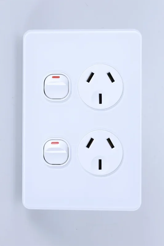 Glass Double Power Point 10A Vertical